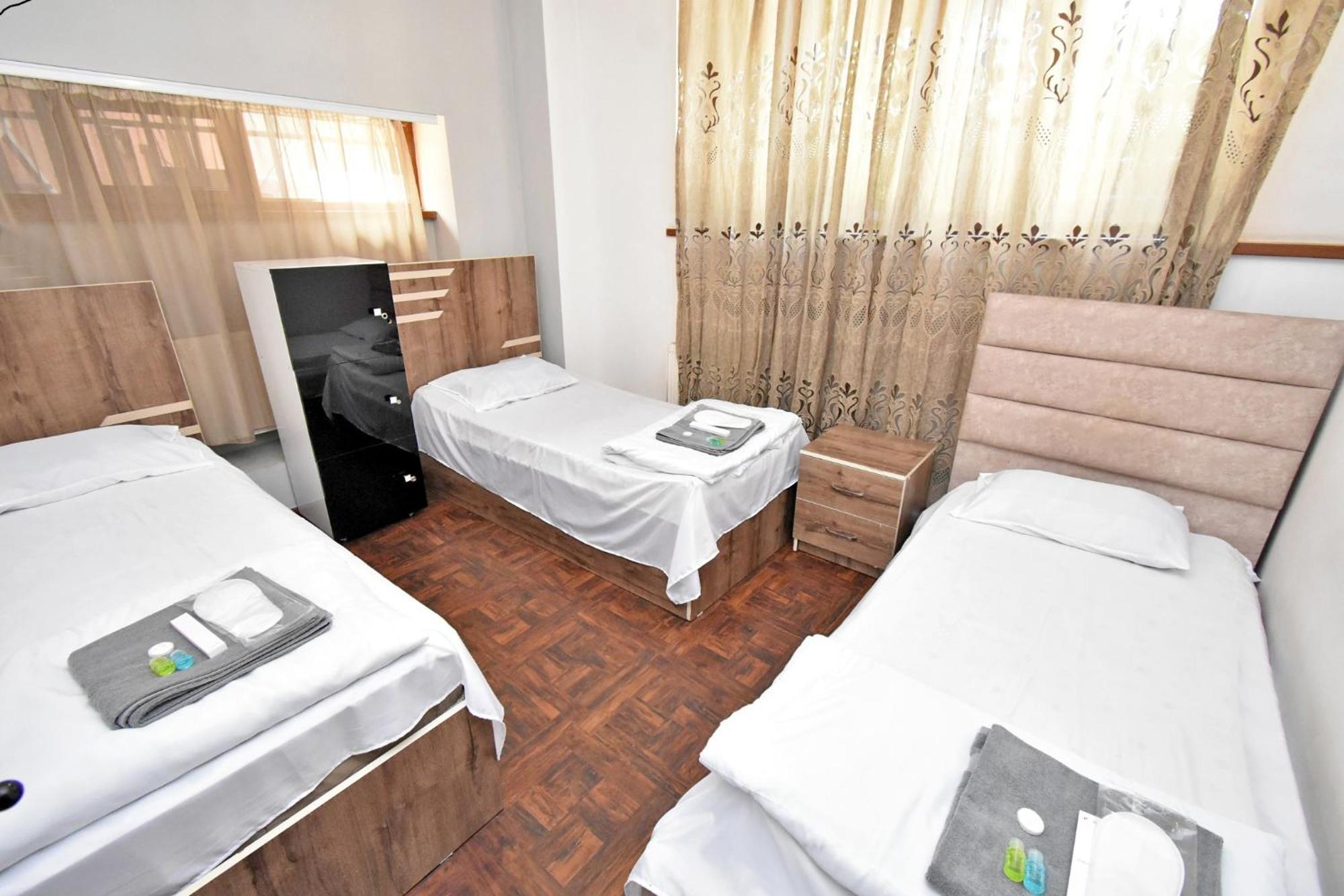 A&S Hotel เยเรวาน ภายนอก รูปภาพ